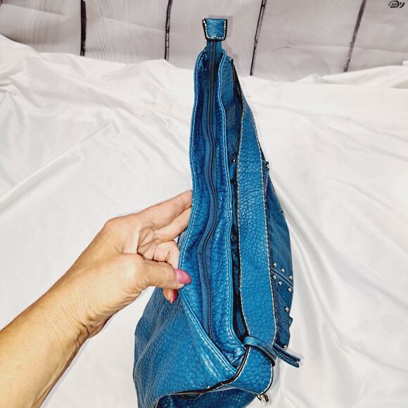 Marc Echo Vegan Leather Turquoise Blue Y2K Bow Detail Zipper Bucket bag - Picture 4 of 16